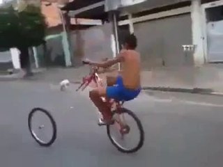 il est completement fou ce mec