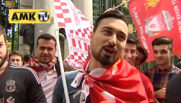 Liverpool'lu Türk taraftarların şampiyonluk coşkusu