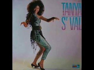 Tanya SAINT-VAL . Stop