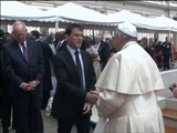 Canonisations à Rome: Manuel Valls salue le pape et est sifflé par les pélerins français - 27/04