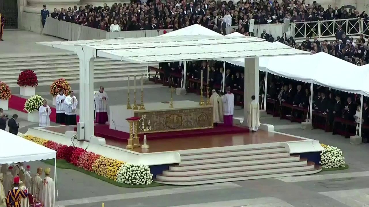 Canonización en 3D