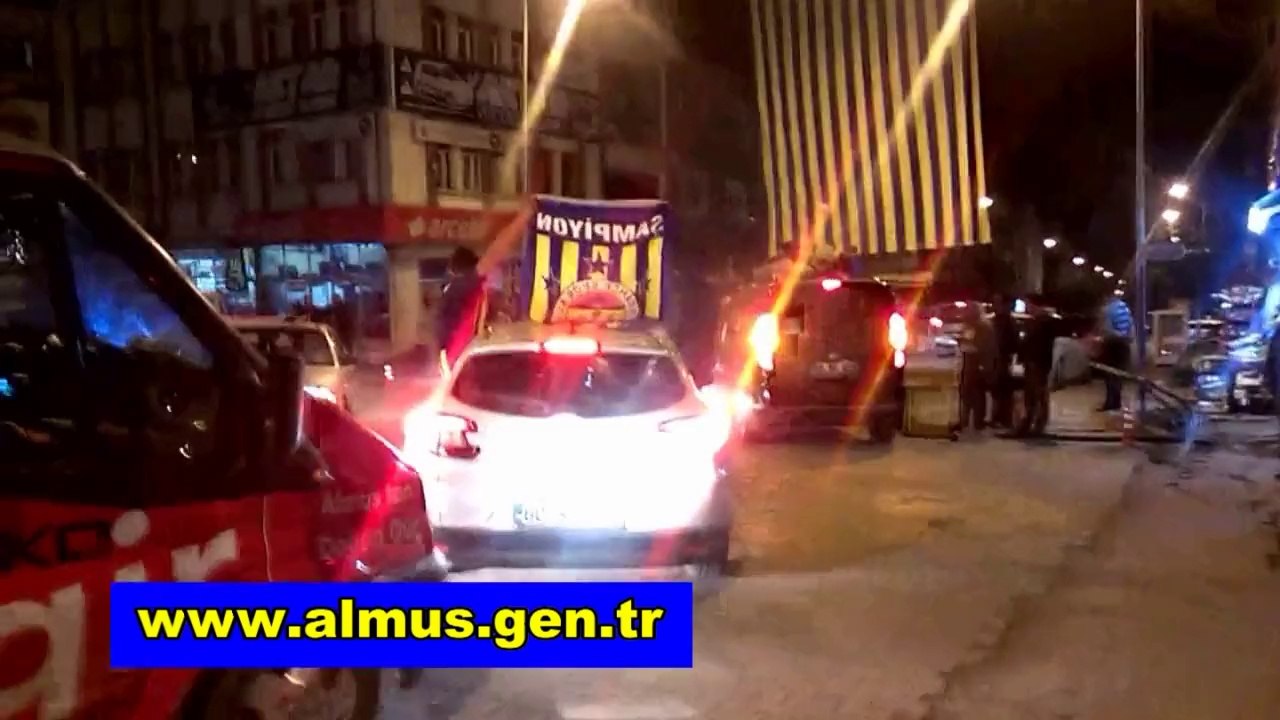 Almus'ta Fenerbahçe Şampiyonluk kutlamaları