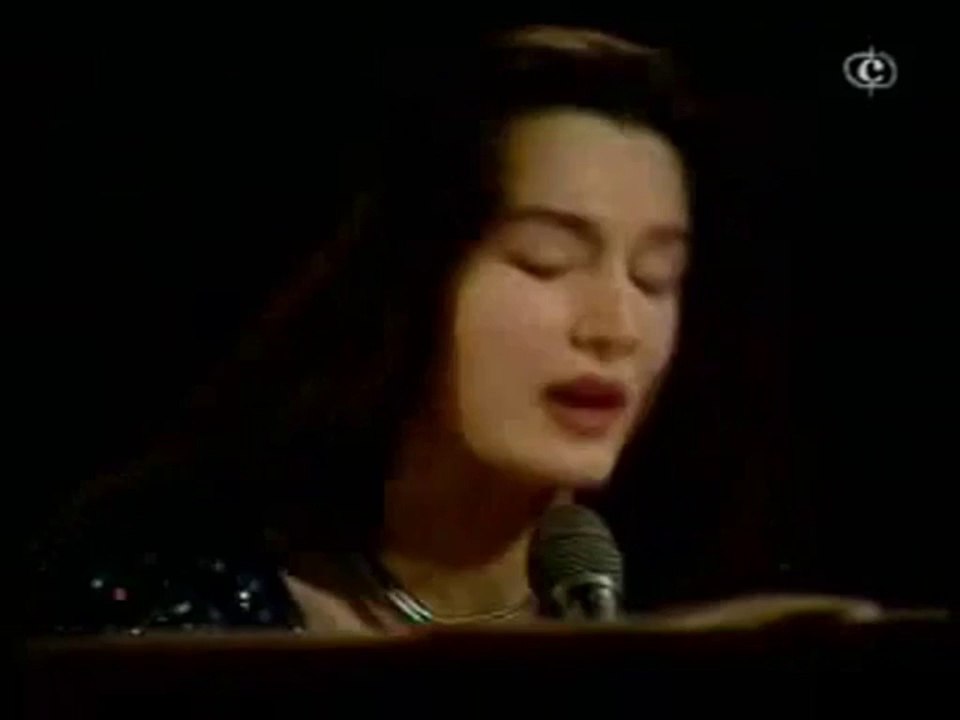 AZIZA MUSTAFA ZADEH - Mon Vagilim Giziyam (HD)