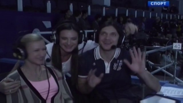 【ソチ五輪・露放送】解説席ヴォロトラ、スルツカヤTatiana Volosozhar & Maxim Trankov , Irina Slutskaya