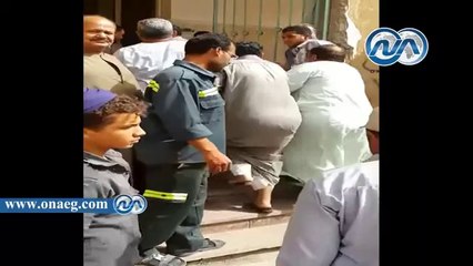 وصول جثث الغارقين السته الى مشرحة أسوان العمومية