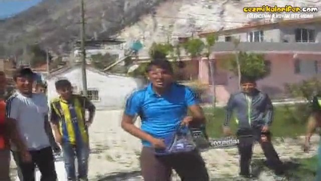 Kurtlar Vadisi Sponsorlu Arabesk Rap Klibi (Küfür İçerir)