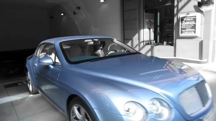 Paris Hilton y sus habilidades conduciendo