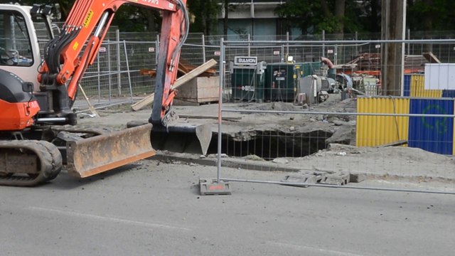 Effondrement de la chaussée à Mons