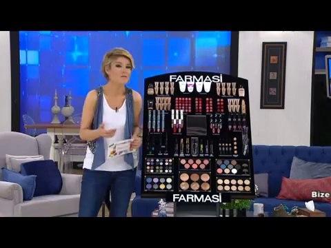 Gülben Ergen Farmasi Kozmetik reklamı