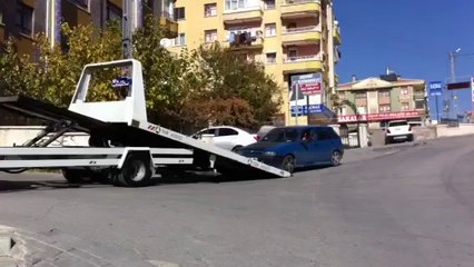 0 530 112 06 06 - ÇAYYOLU OTO KURTARMA OTO ÇEKME OTO ÇEKİCİ OTO KURTARICI ANKARA