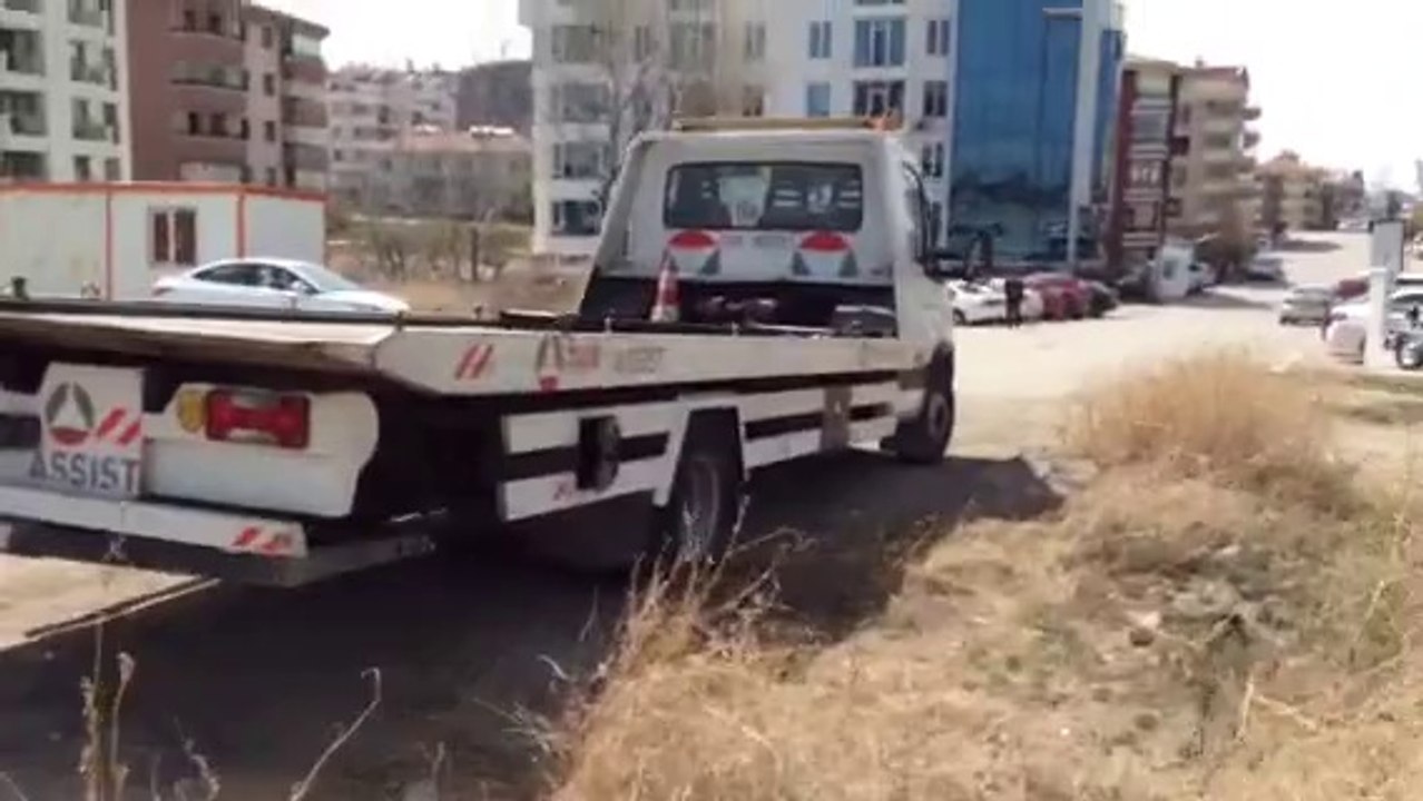 0 530 112 06 06 - ÜMİTKÖY OTO KURTARMA OTO ÇEKME OTO KURTARICI OTO ÇEKİCİ ANKARA