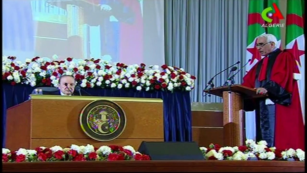 Algérie: le président Abdelaziz Bouteflika a prêté serment