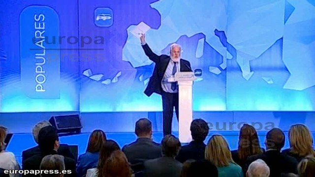 Cañete pide a Valenciano que aprenda de Francia