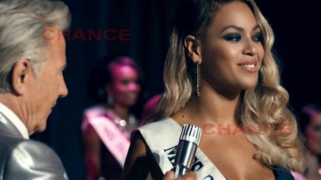 Beyoncé hace una dura crítica en 'Pretty Hurts'