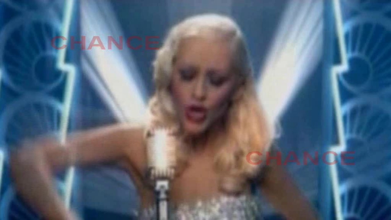 Lo nuevo de Cristina Aguilera en "el horizonte"