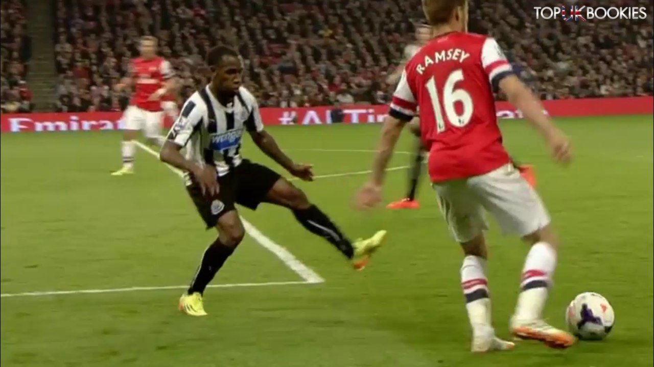 Olivier Giroud Goal vs Newcastle - 280414