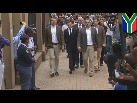 Oscar Pistorius Trial Day 19: Blade Runner described how he tried to revive Reeva Steenkamp