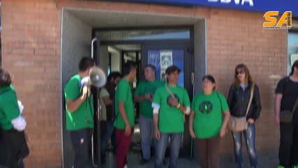 280414 Nova acció de la PAH ara a Sant Andreu de la Barca