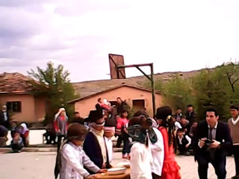 YOGURT YEME YARIŞMASI 23 NİSAN 2014 (ŞEHİT HAYATİ REÇBER İ.Ö.O)