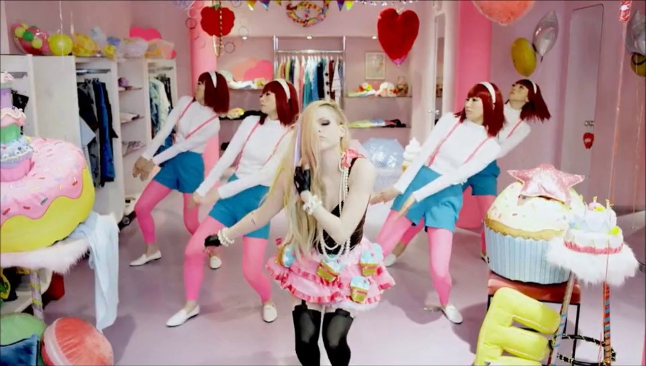 Avril Lavigne - Hello Kitty Metal Version
