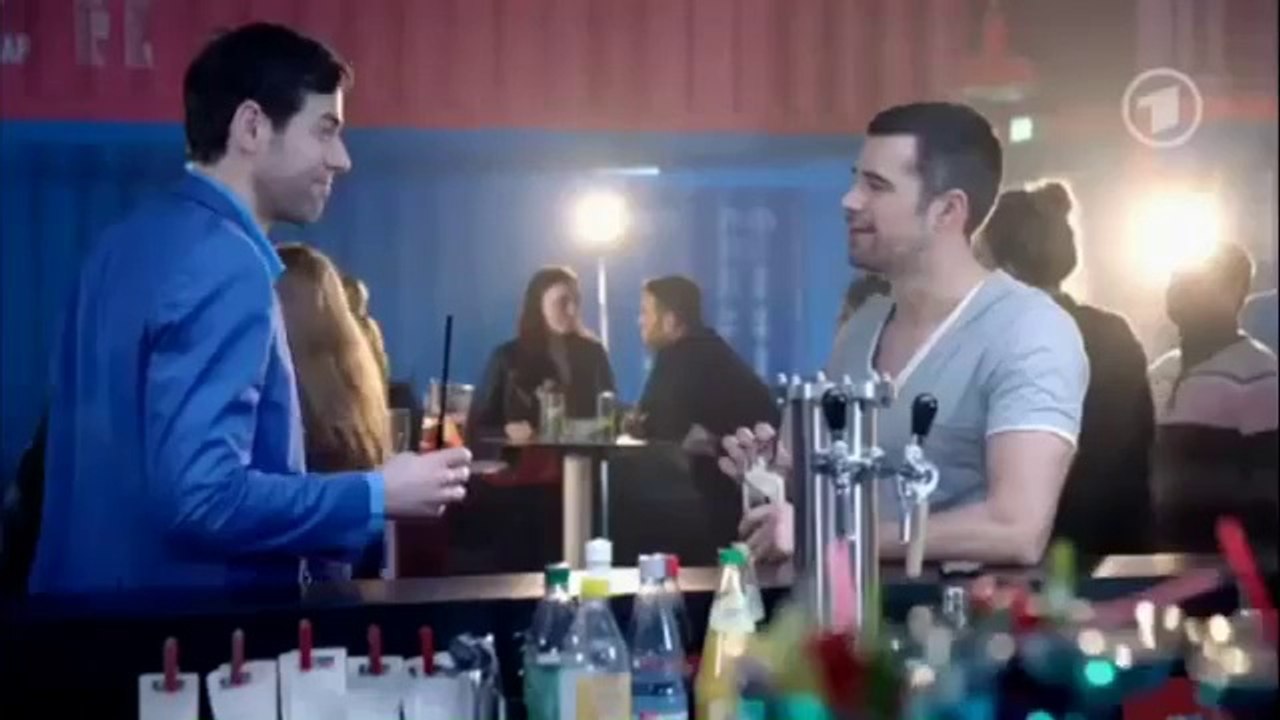 Verbotene Liebe : Olli hat einen Verehrer ... Finn Parker II Folgen 4494/4495