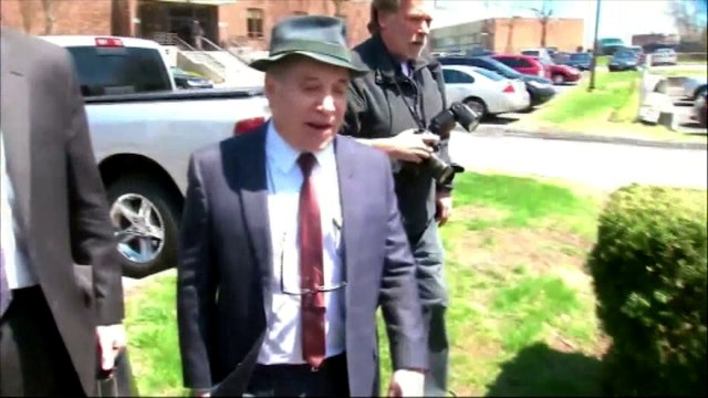 Le chanteur Paul Simon arrêté pour violences conjugales