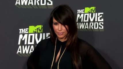 Kim Kardashian Wants a Royal Balcony at Her Wedding