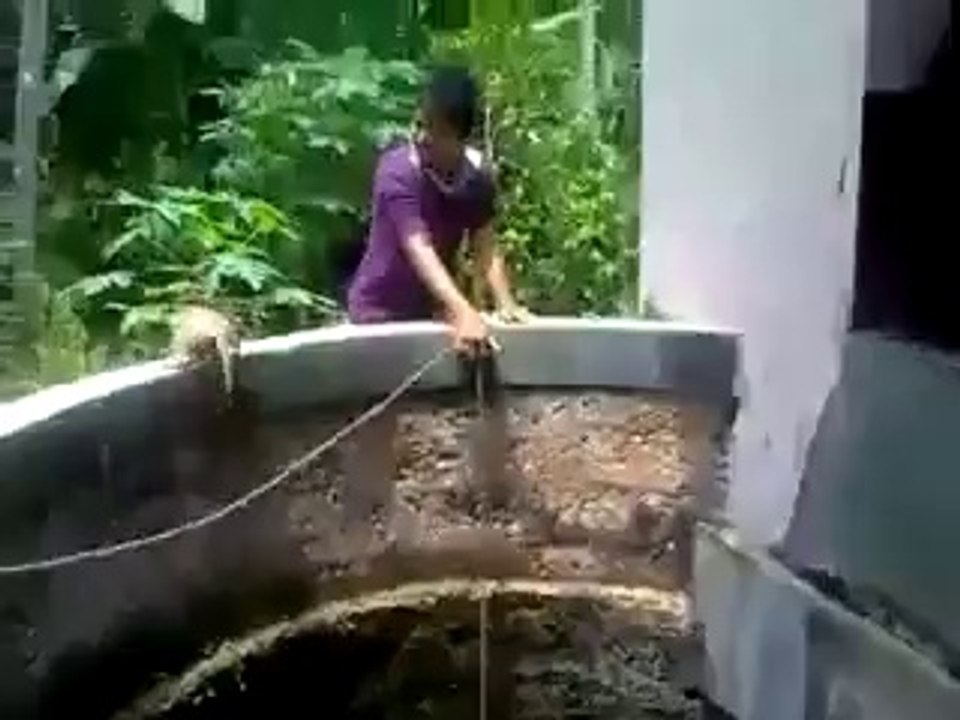 Sauvetage d'un chat dans un puits