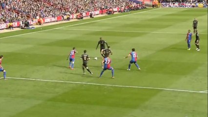 Edin Dzeko Goal vs Crystal Palace - 270414