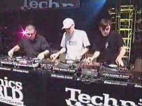 BIRDY NAM NAM - WORLD DMC 2002 -