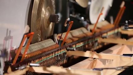 Amzing robo music....