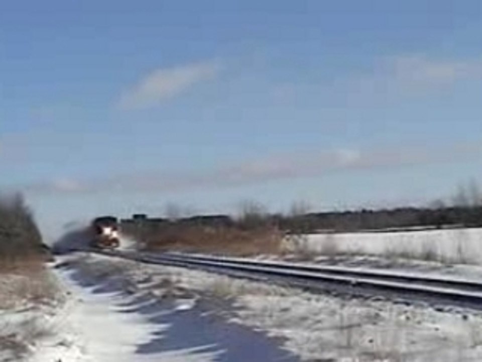 Train Via 916