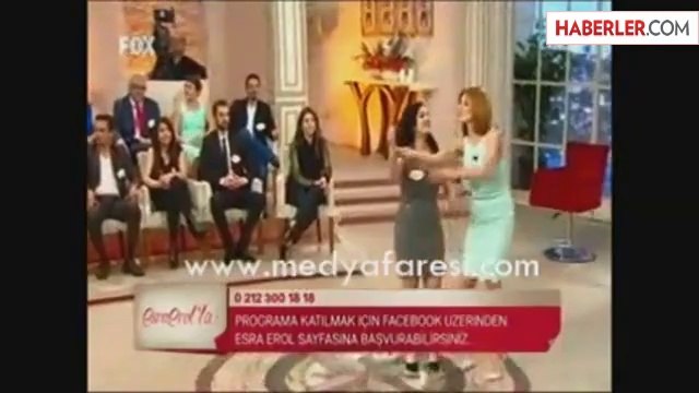 Esra Erol Canlı Yayında Selfie Çekti