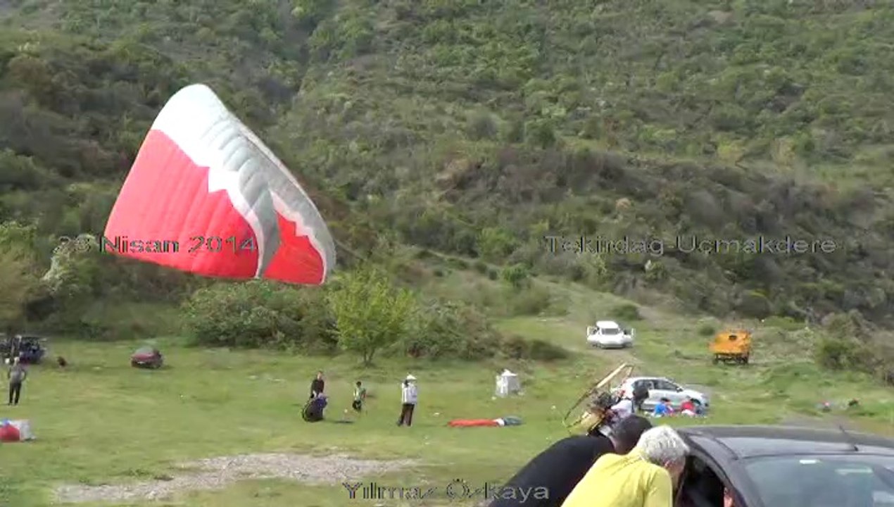 23 Nisan 2014 - Yılmaz Özkaya'nın paramotor uçuşları