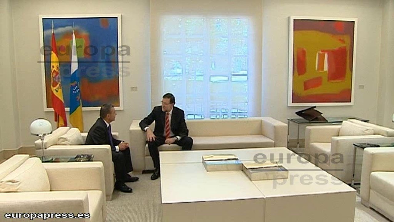 Rajoy recibe al presidente de Canarias