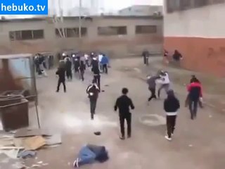 Rusya Moskova'da lise kavgası