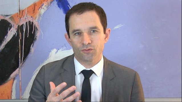 [ARCHIVE] École numérique : Benoît Hamon participe au Mooc eFAN