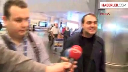 Şarkıcı Arto'ya Havalimanı'nda Gözaltı