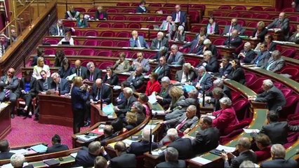 [En séance] Premières questions d'actualité au Gouvernement Valls