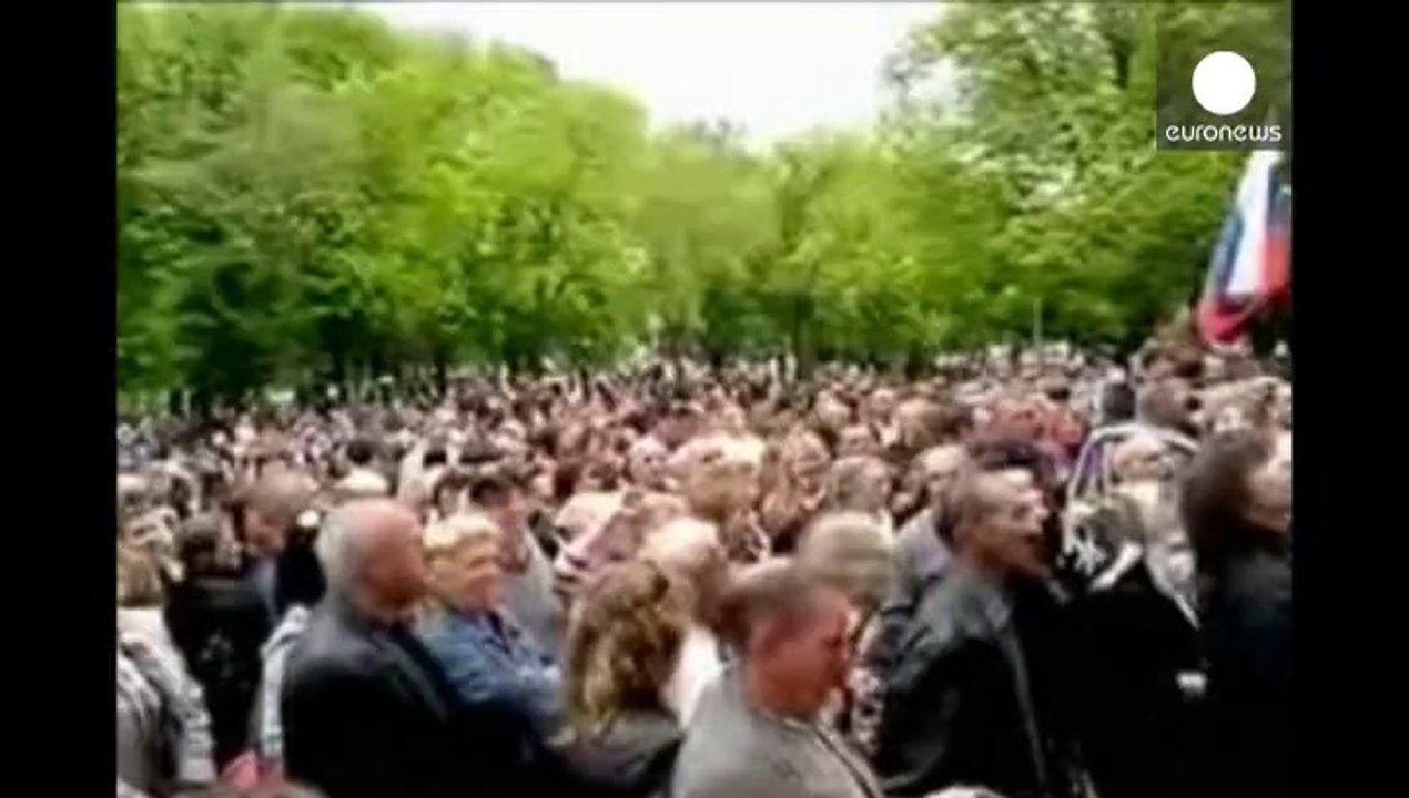 Activistas prorrusos ocupan la sede del Gobierno en Lugansk