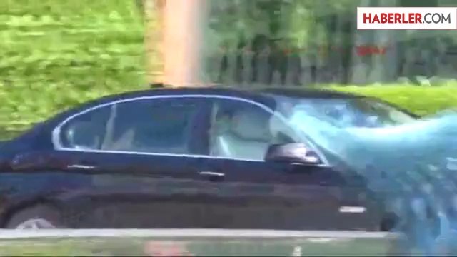 Adalete Fener Yak' Kampanyasında Toplanan İmzalar Cumhurbaşkanı Gül'e Sunuldu