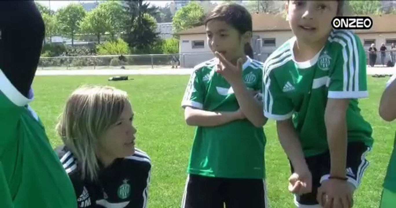 MAG: L'ÉCOLE DE FOOT : LES FÉMININES (2/3)