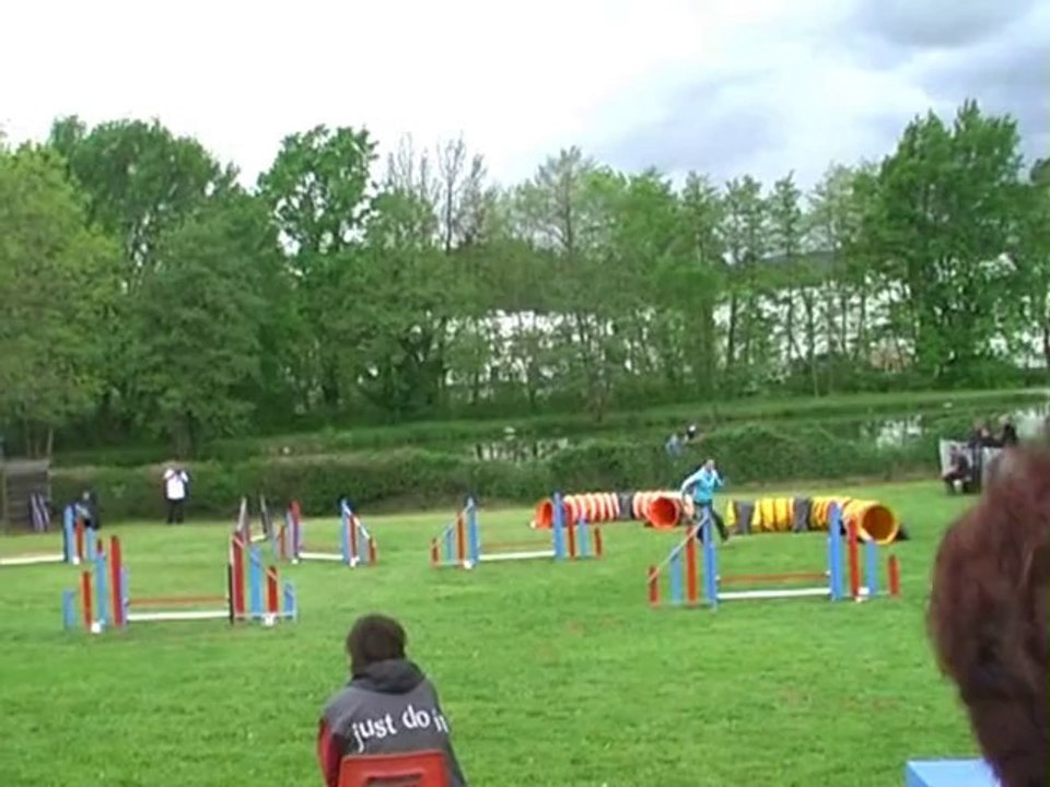 Jumping - Pauline-&-End_up