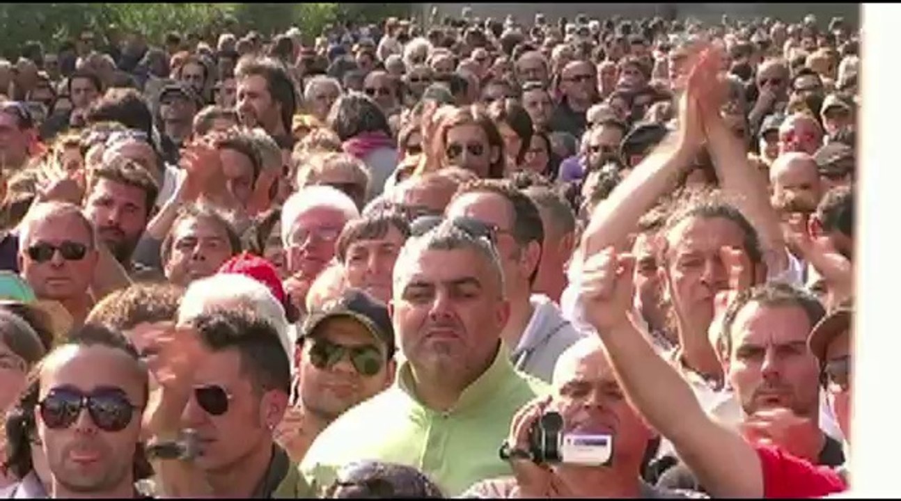 Beppe Grillo a Piombino con i portavoce 5 stelle: "Risvegliamoci, adesso!" - MoVimento 5 Stelle