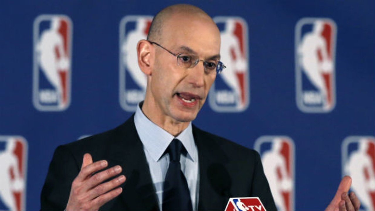 Adam Silver gives Donald Sterling lifetime ban, will try to force sale of team