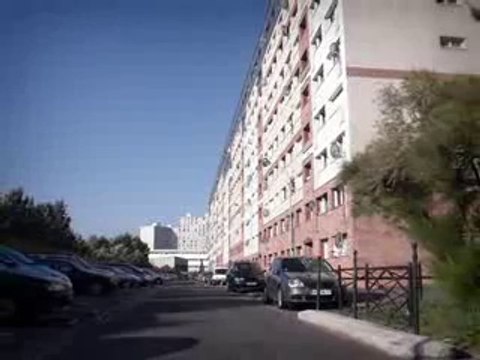 Asnières-sur-Seine (92) : visite de la cité Les Mourinoux