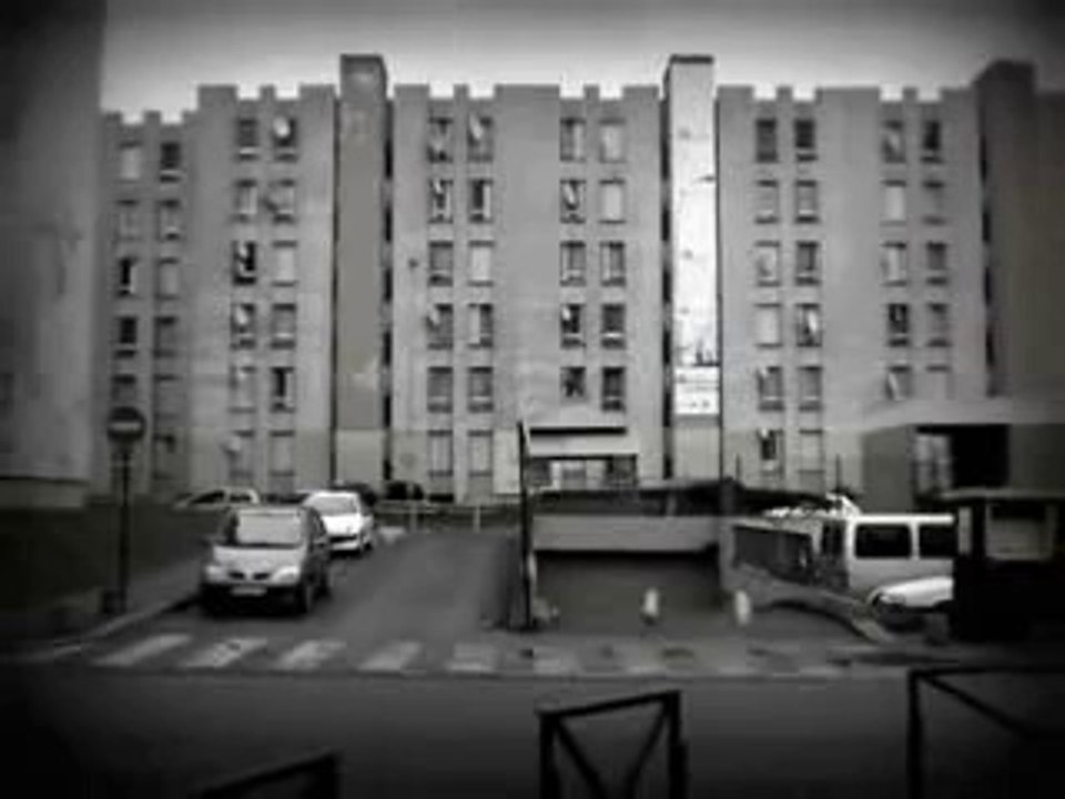 Aulnay-sous-Bois (93) : visite de la cité "Les 3000"