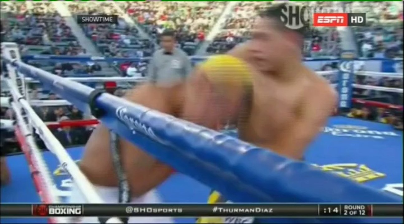 A LOS GOLPES - MAIDANA vs MAYWEATHER - 28 ABR 2014