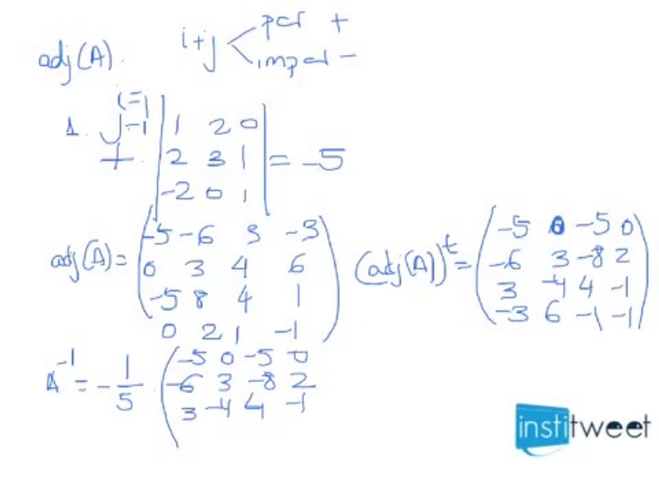 Calcula la inversa de dos matrices 4x4