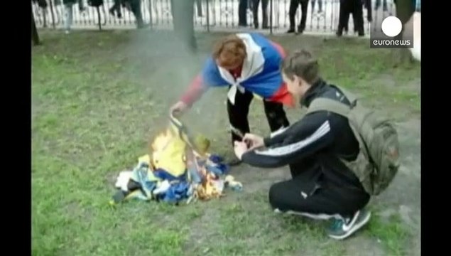 Talks to free European monitors continue as separatists tighten their grip on east Ukraine